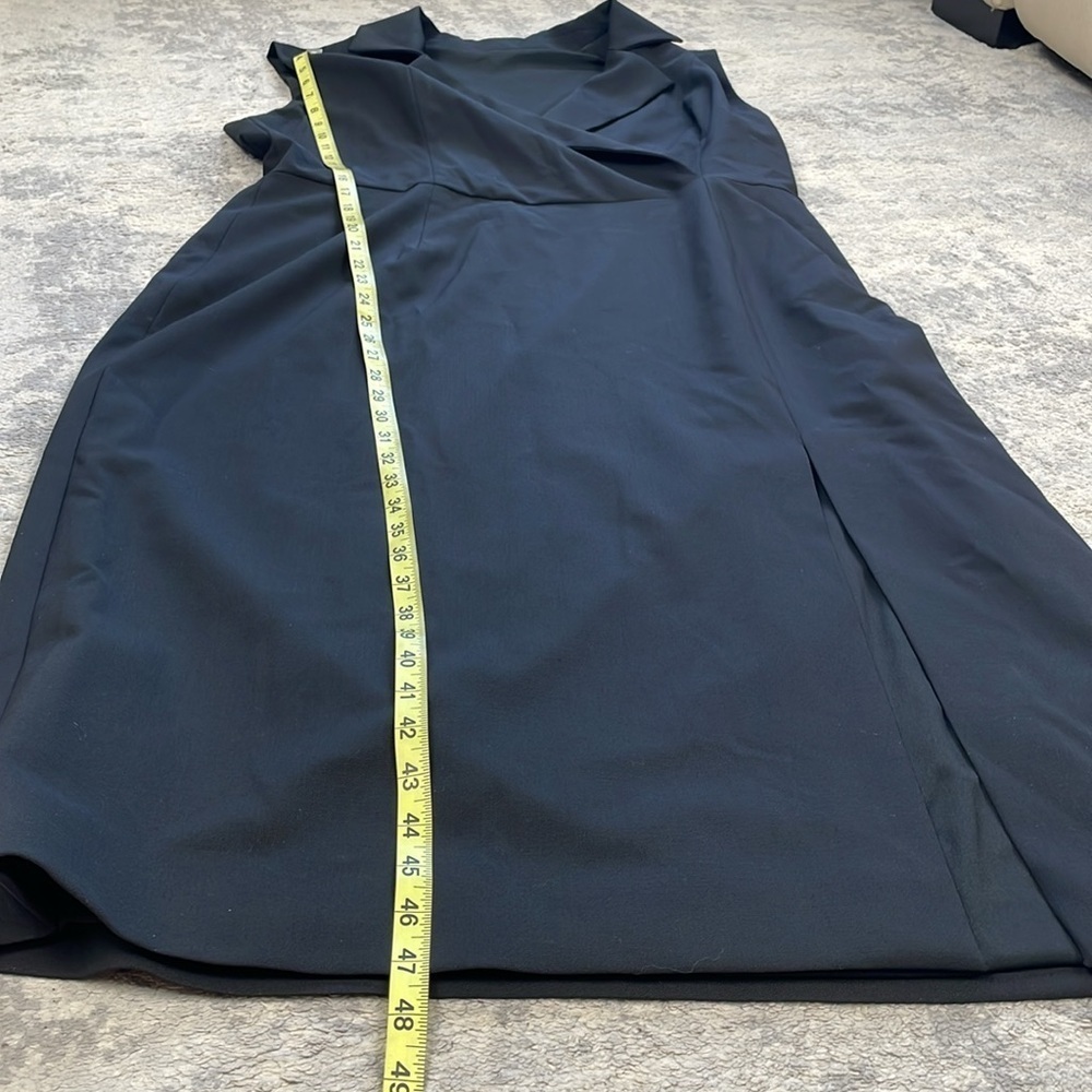 New Carolina Herrera Sleeveless Trench Dress Black Blazer Style with Slit Wool - Picture 11 of 15